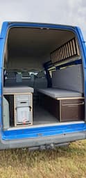Na zamówienie zabudowa na wymiar VarioBox EUROBOX z kanistrem 20 l w Fordzie Transicie Maxi