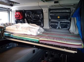 VarioBox EUROBOX z kanistrem 20 l, opcja podwyższonego łóżka podwójnego w Volkswagen Caravelle T4 1999