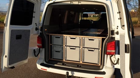 VarioBox EUROBOX w Volkswagenie Caravelle T5 long 2010