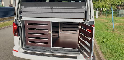 VarioBox ANIMALBOX ve Volkswagenu Caravelle T6.1 2020
