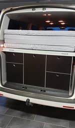 VarioBox SOCKETBOX w Volkswagenie Transporter T5 2012